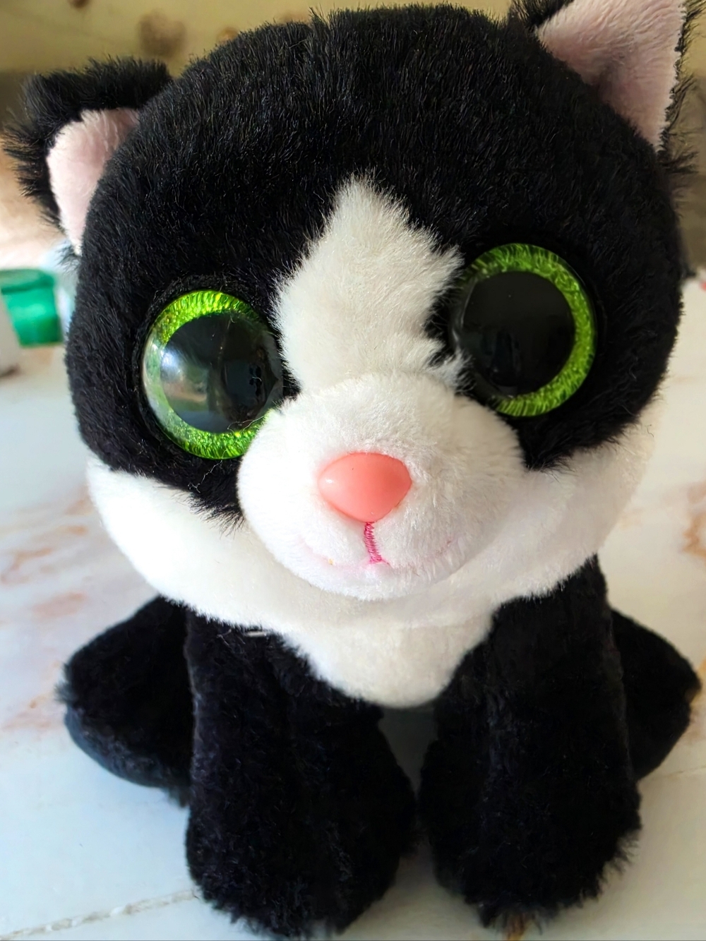 ​Ty Beanie Boos Ava the Black & White Cat Large 9" Green Glitter Eyes EUC